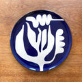 Blue and white seaweed